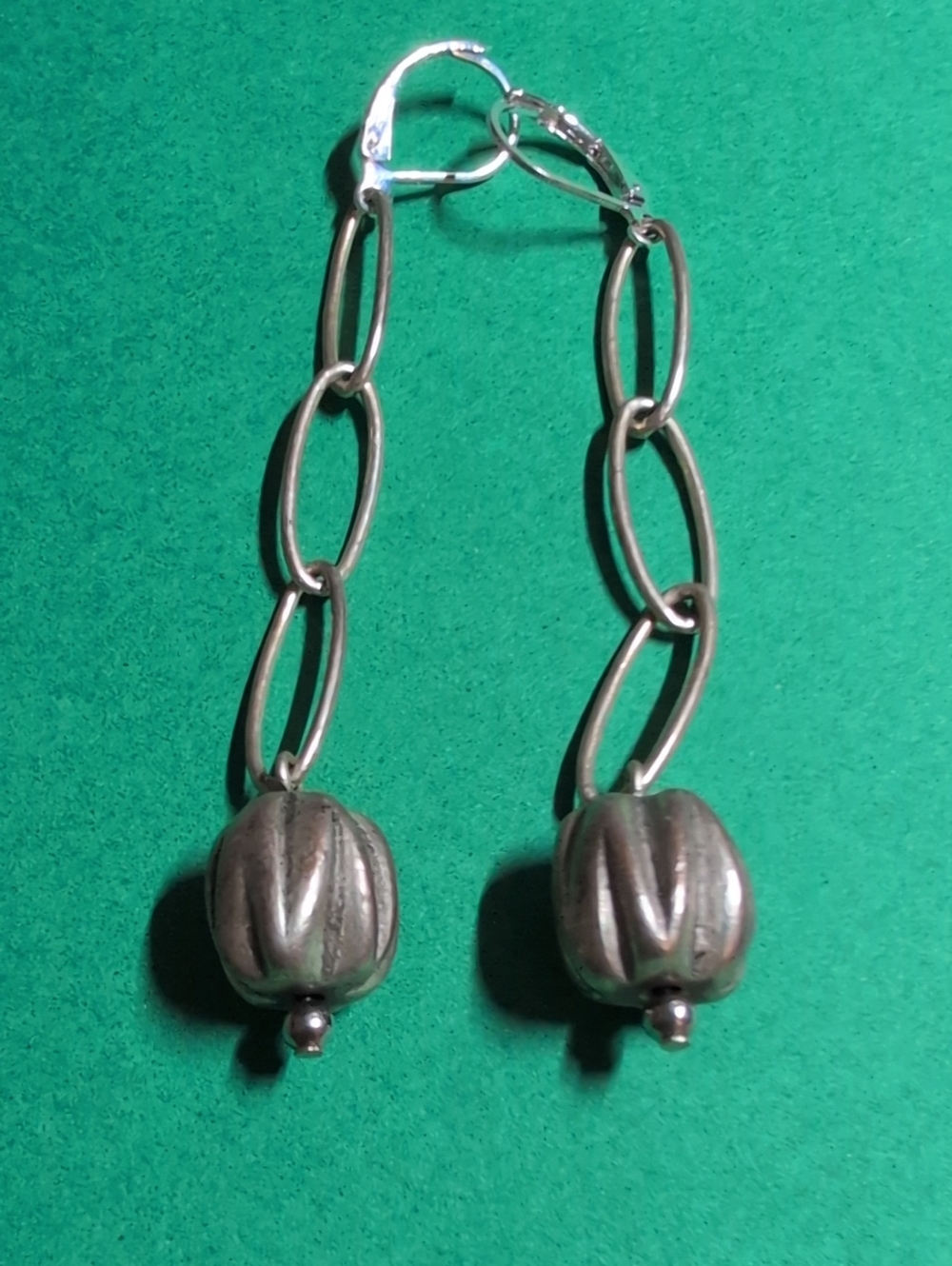 Source Unknown Silver-Tone Chain Drop Earrings with Sculpted Beads